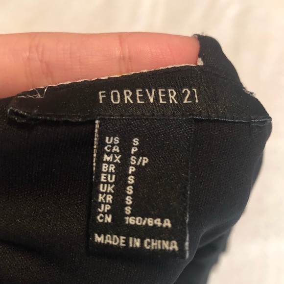 Forever 21 small floral dress - Picture 5 of 5